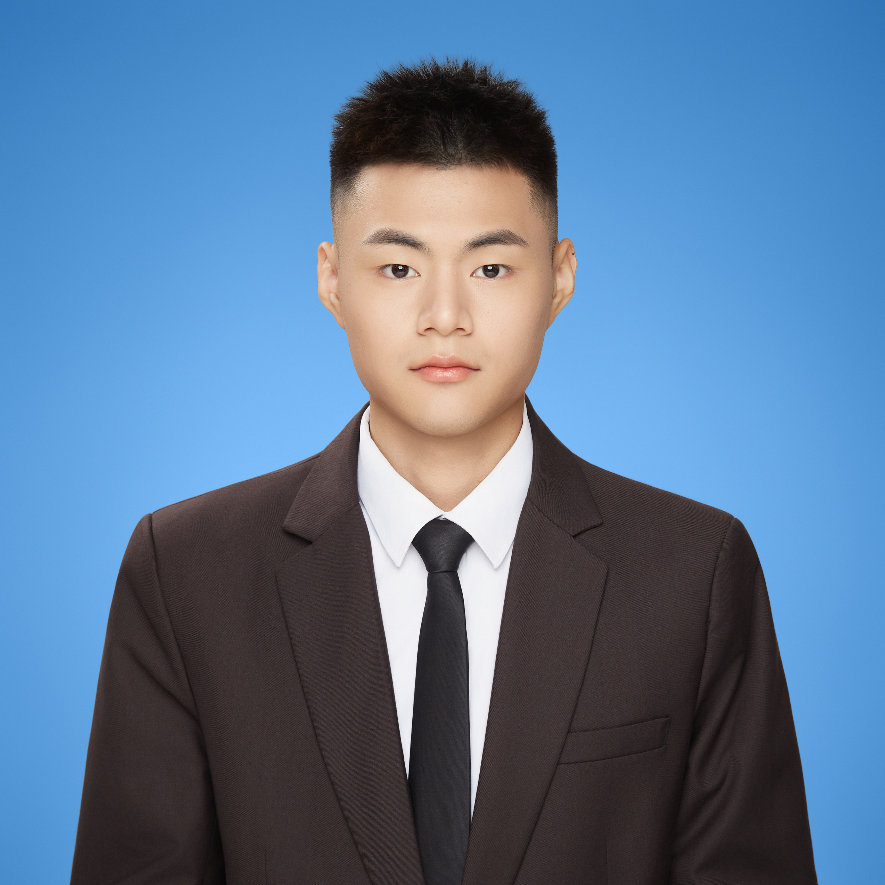 郭锦杭：七年实干创业，深耕实业与投资的新锐青年企业家-陕西·花漾集团